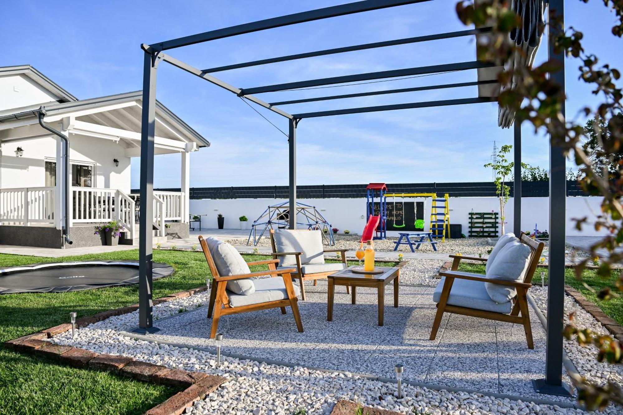 Holiday Home Aprilis With Pool, Jacuzzi And Sauna Galovac  Экстерьер фото
